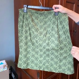Sportif, size 10, Green and black skirt, 100% cotton